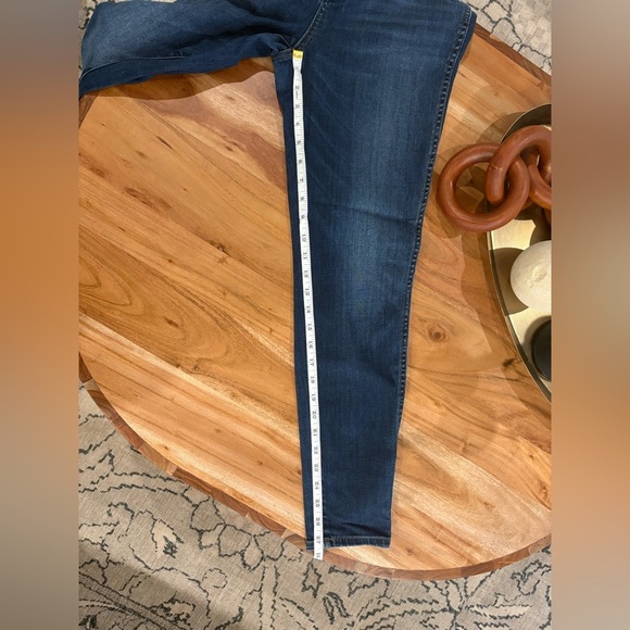 Madewell 10” High-Rise Skinny Jeans | Medium Wash | Size 29 (29x27.5) - Picture 11 of 16